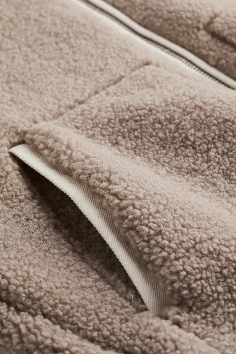 LUNVARA™ | Stylish Winter Coat with Elegant Accents